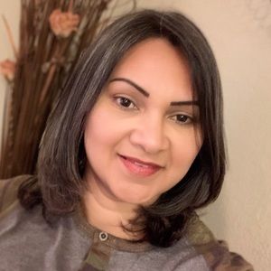 Meet your Posher, Awilda